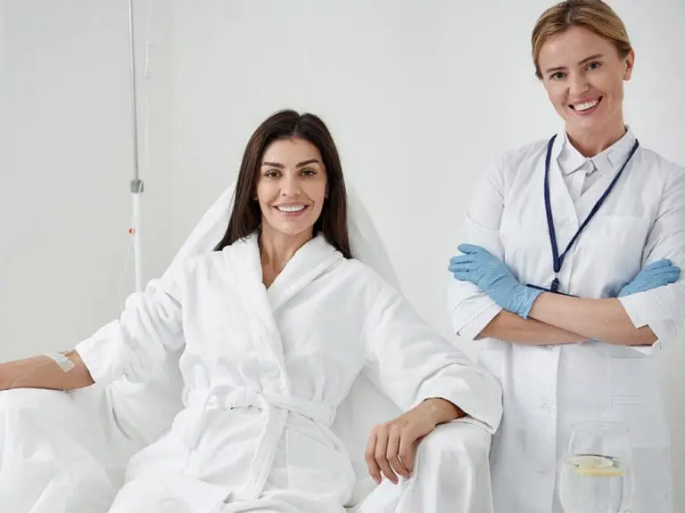IV Detox Glutathione drip at home in Dubai for skin brightening and detoxification.