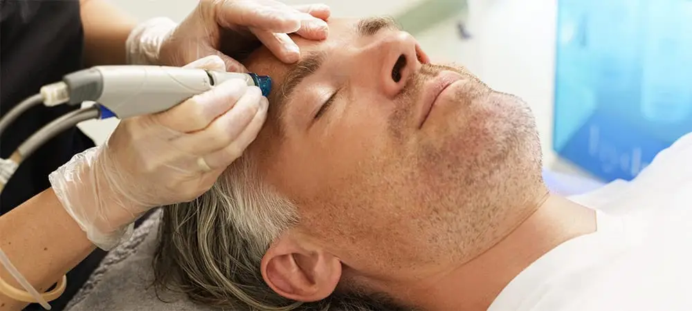 Professional HydraFacial treatment at home in Dubai for smooth, glowing, and healthy skin.